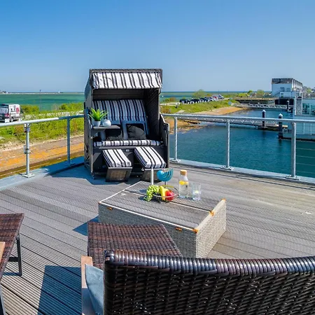 Holiday home Wasserhaus Natea - Buche Einen Unvergesslichen Ostseeurlaub In *