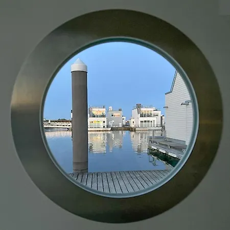 Wasserhaus Natea - Buche Einen Unvergesslichen Ostseeurlaub In *